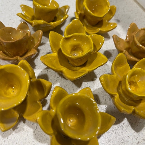 Yellow daffodil handsculpted Ceramic